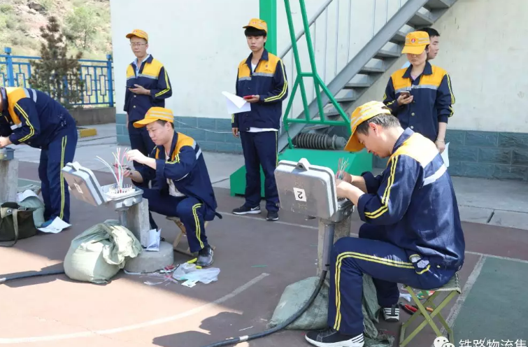 1531874816216621.png 1.png